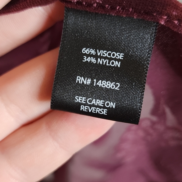 NWT Torrid Burnout Velvet Kimono Burgundy Floral size 00/0 M/L - Picture 8 of 16